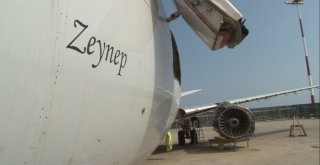 Trabzon Havalimanında Pistten Çıkan Zeynep İngiltere Yolcusu