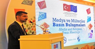 Akarca: Dünyaya İnsan Sevgisini Öğrettik