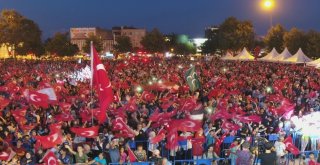 Sakaryada Darbe Teşebbüsünün 2Nci Yılında Demokrasi Nöbeti