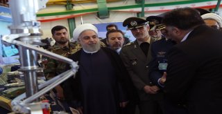 İranın Kevser Adlı Yerli Savaş Uçağı İlk Uçuşunu Gerçekleştirdi