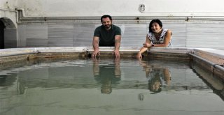 600 Yıldır Emekleyerek Gelenleri Yürüyerek Taburcu Eden Sağlık Merkezi