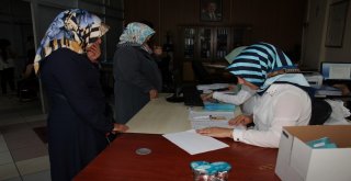 Esenyurt Belediyesinden Yetimlere Bayramlık