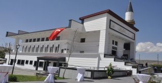Bitlisli İş Adamının Yaptırdığı Cami Ve Misafirhane Hizmete Açıldı