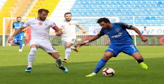 Spor Toto Süper Lig: Kasımpaşa: 0 - Akhisarspor: 0 (İlk Yarı)