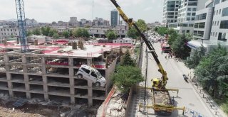 (Özel) Ümraniyede Toprağa Saplanan Araçların Kurtarılma Anı Havadan Görüntülendi