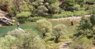 Beytüşşebapta Kaza Nedeniyle Yüzlerce Araçlık Kuyruk Oluştu