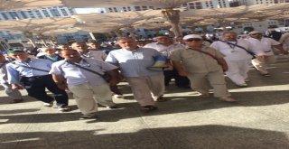 Malatyanın İlk Hacı Kafilesi Mekkeye Geçti