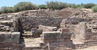 Kazılar Aigaideki Ziyaretçi Sayısını 10 Bine Çıkardı