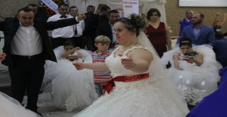 (Özel Haber) 8 Geline Damatsız Düğün...engelli Genç Kızların Gelinlik Hayali Gerçek Oldu