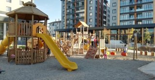 Panorama Parkı Bitmeden Doldu Taştı