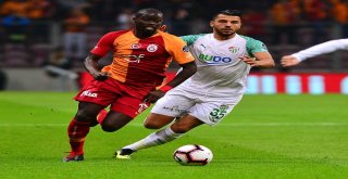 Spor Toto Süper Lig: Galatasaray: 0 - Bursaspor: 0 (Maç Devam Ediyor)