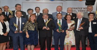Başkan Cana Yılın İl Belediye Başkan Ödülü