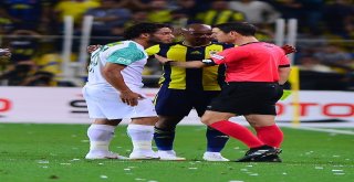 Spor Toto Süper Lig: Fenerbahçe: 2 - Bursaspor: 1 (İlk Yarı)