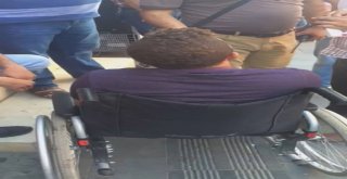 Sağlam Adam Tekerlekli Sandalyede Dilencilik Yaparken Yakalandı