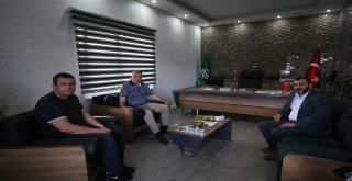 Başkan Toçoğlu, Sakaryasporun Antrenmanını Takip Etti