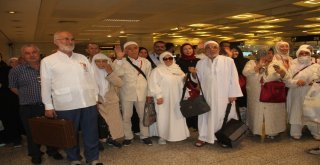 İlk Hac Kafilesi İstanbula Döndü