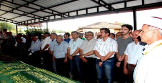 Bölge Müdürü Aybalın Annesi Toprağa Verildi