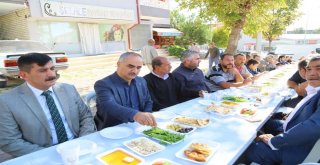 Başkan Aydın Pazarcı Esnafıyla Kahvaltıda Buluştu