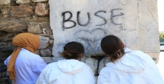 Baltalı Kapıdaki Yazılar Temizlendi