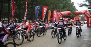 Uluslararası Dağ Bisiklet Yarışlarına 350 Sporcu Katıldı