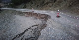 Göçen Yolu Büyükşehir Onardı