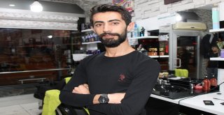 Dağda Tıraş Yapan Berberin Hedefi Eyfel Kulesi