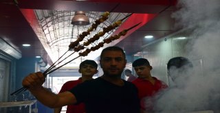 Şarbon Söylentilerine Mangallı Tepki