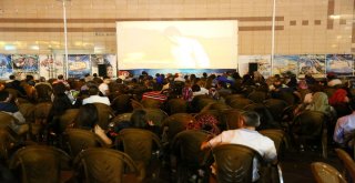 Keçiörende 120 Filmi İle Açık Havada Tarihe Yolculuk