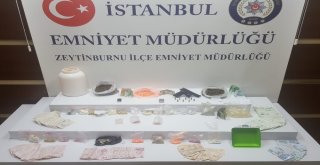(Özel) İstanbulda Direksiyondan Ve Bilgisayar Kasasından Uyuşturucu Fışkırdı