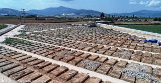 İzmirde Mezarlıklarda Çift Katlı Kabir Dönemi