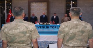İçişleri Bakanı Soylu, Diyarbakırda Bölge Güvenlik Toplantısına Katıldı