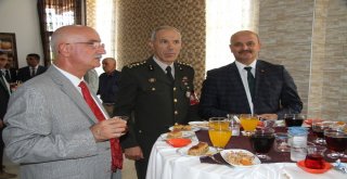 Ispartada Bayramlaşma Programı