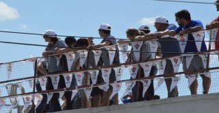 Üniversite Öğrencileri Tasarladıkları Elektrikli Araçlarıyla Kıyasıya Yarıştı