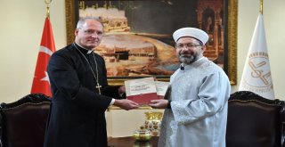 Diyanet İşleri Başkanı Erbaş, Vatikan Büyükelçisini Kabul Etti