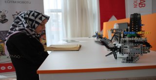 Hafızlık Öğrencileri Robotik Kodlama Öğreniyor