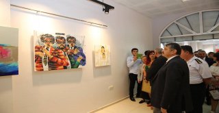 Ressam Ve Akademisyenler Eserlerini Sergiledi