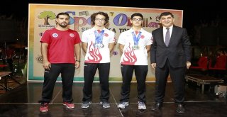 Yaz Spor Okulları Kapanış Şenliğinde Büyük Coşku