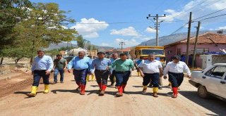 Büyükşehir Elmalıda Yaraları Sarıyor