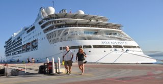 Turist Gemilerinin Gözdesi Kuşadası
