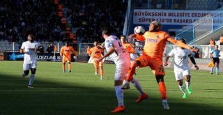 Spor Toto Süper Lig: Bb Erzurumspor: 0 - A.alanyaspor: 0 (İlk Yarı)