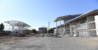 Başkan Asya, Protokol Üyelerine Şehirlerarası Otobüs Terminali İnşaatını Gezdirdi