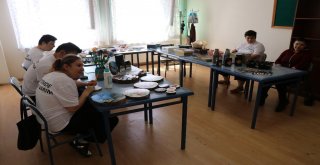 Boluda Zihinsel Engelli Gençler İş Hayatına Hazırlanıyor