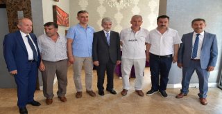 Başkan Tunadan, Başkentli Esnafa Sürpriz Bayram Ziyareti