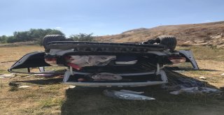 Sivasta Otomobil Şarampole Yuvarlandı: 4 Yaralı