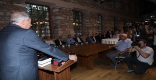 Başkan Uysal: “Fuat Sezginin Eserlerini Gelecek Nesillere Aktaracağız”