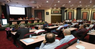 Büyükkılıç, Hizmet Ve Yatırımı Gören Şartlı Bağışta Bulunuyor