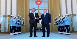 Cumhurbaşkanı Erdoğan, Katar Emiri Şeyh Temim İle Bir Araya Geldi