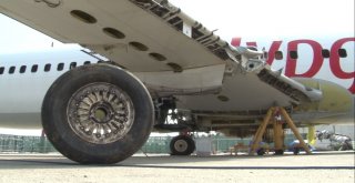 Trabzon Havalimanında Pistten Çıkan Zeynep İngiltere Yolcusu