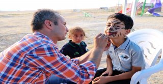 Aileleri Tarlada, Çocukları Bilim Ve Sanat Eğitiminde