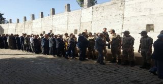 Bahçesarayda Bayramlaşma